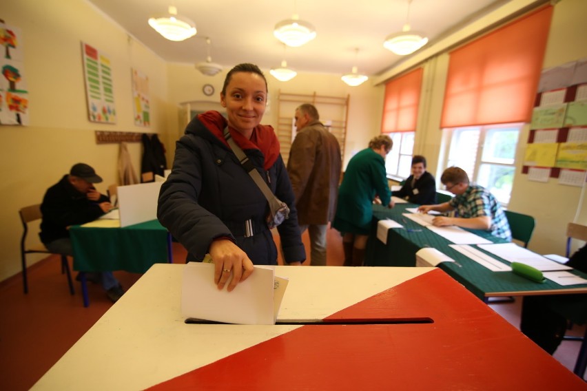Wybory 2015 Siemianowice: Frekwencja do godz. 12 wynosi...
