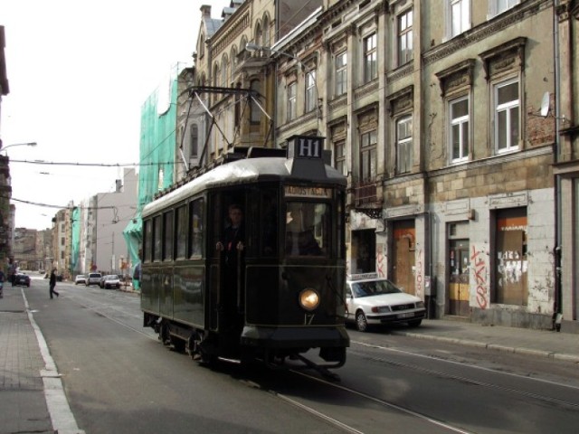 Jeśli chcecie przejechać się tramwajem i upichcić w nim coś do ...