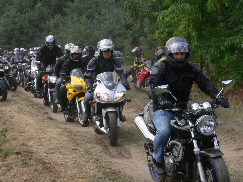 Parada motocykli przejechała z Konopnicy do Wielunia
