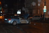 W sylwestrowy wieczór na Wojska Polskiego w Lęborku zderzyły się dwa auta