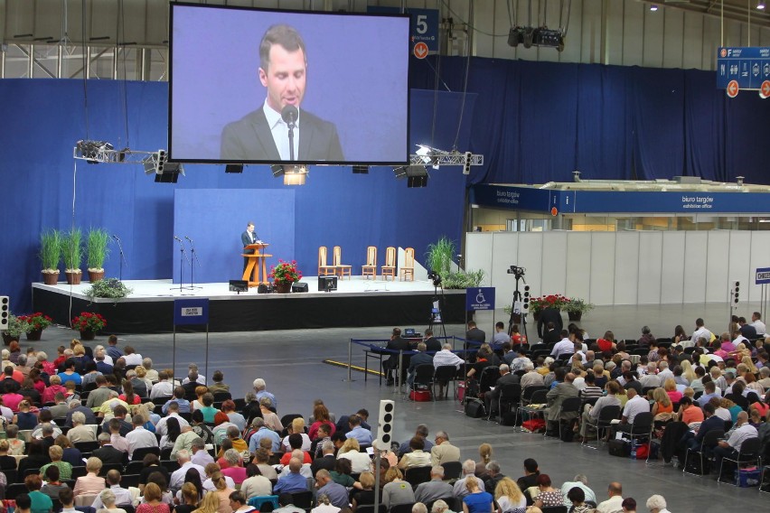 Kongres Świadków Jehowy w Poznaniu: 6 tys. osób na MTP