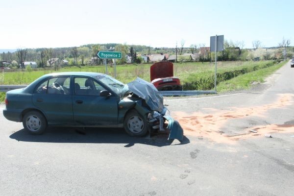 Wypadek Stary Sącz: zderzenie dwóch osobówek