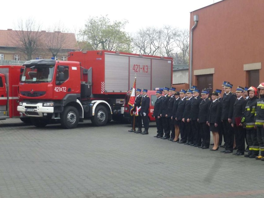 Gniezno: Straż pożarna otrzymała nowoczesny sprzęt 