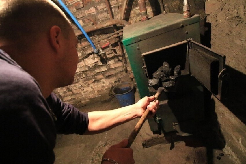 MPEC w Lesznie wprowadza limity sprzedaży.  Tylu chętnych na węgiel z Kazachstanu, że można kupić tylko konkretną ilość