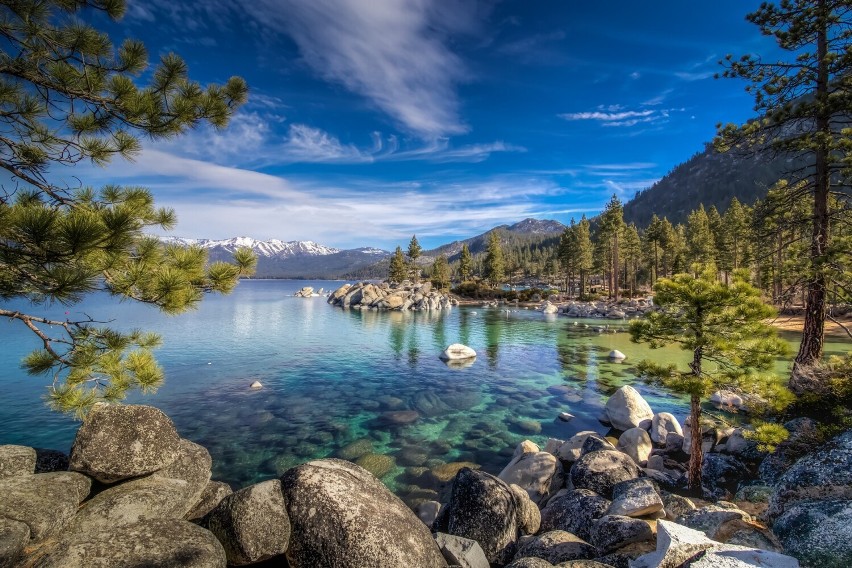 Jezioro Tahoe – w ostatnim czasie wielu ludzi wybiera się w...