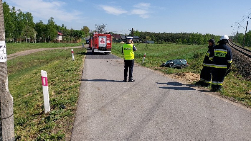 Wypadek na przejeździe kolejowym w Michałowie koło Kutna....