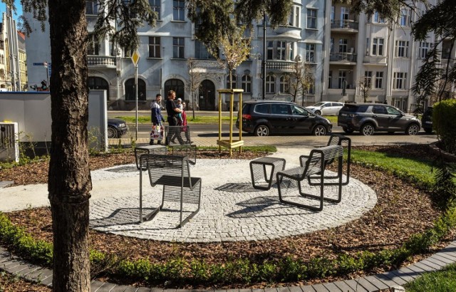 Pierwszy park kieszonkowy powstał w 2019 roku przy al. Mickiewicza w Bydgoszczy. Ten format zieleni jest coraz popularniejszy w dużych miastach.