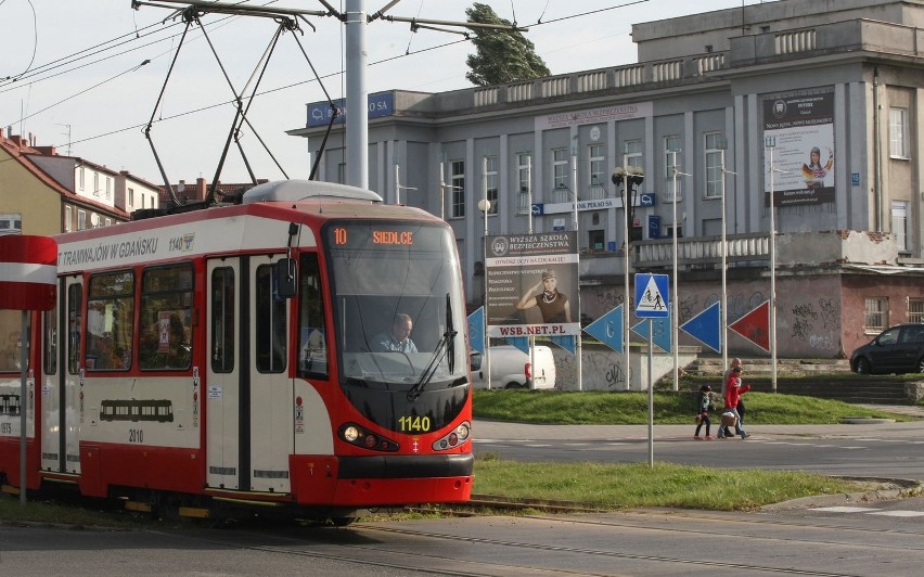 Funkcjonowanie linii 4 i 14 pozostanie zawieszone.