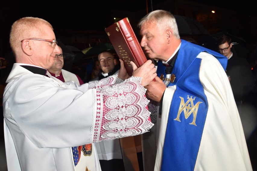 Kopia obrazu Matki Bożej opuściła Śrem i pojechała na kilka...