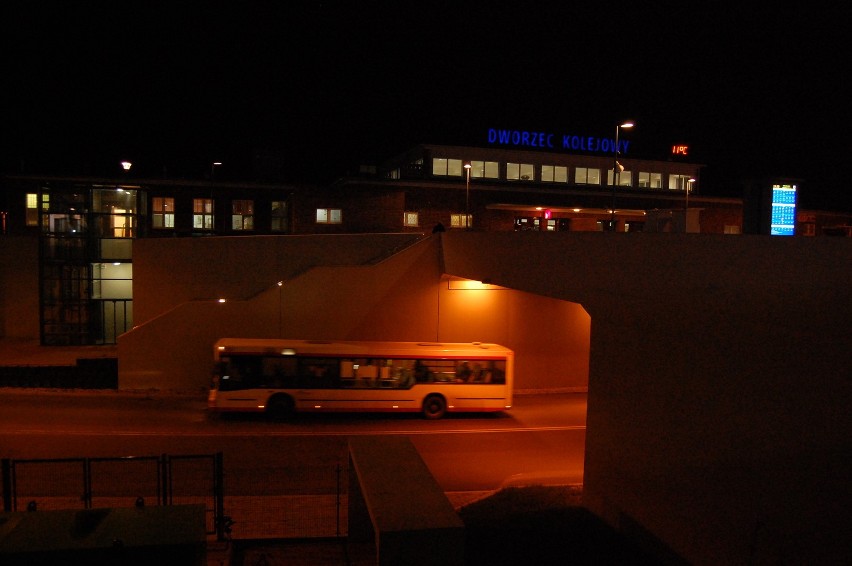 Tak w Tczewie prezentuje się nowoczesny dworzec autobusowy i centrum handlowe. FOTO