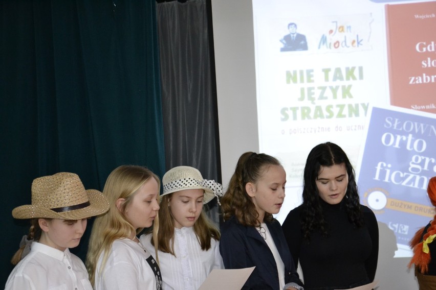 Obchody Dnia Języka Ojczystego w Szkole Podstawowej Gminy Oleśnica (ZDJĘCIA) 