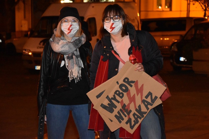 Protest kobiet w Grodzisku Wielkopolskim. Tysiące...