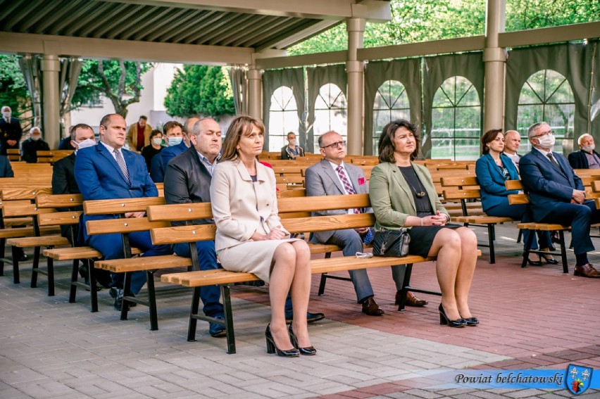 Dzień Samorządu Terytorialnego w Bełchatowie. Samorządowcy na uroczystej mszy [ZDJĘCIA]