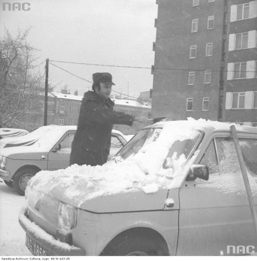 Brr... Ale zimno! Zima w Polsce na archiwalnych zdjęciach Narodowego Archiwum Cyfrowego