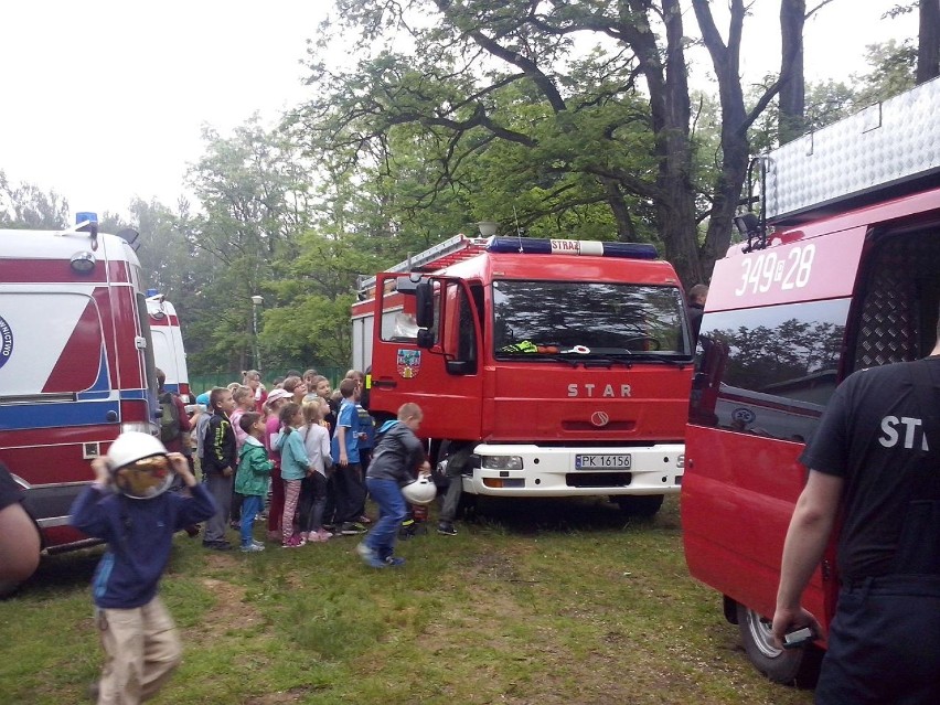 Festyn z okazji Dnia Dziecka dla dzieci ze Szkoły...