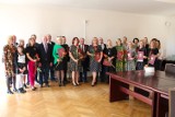 Dzień Nauczyciela 2022. Burmistrz Łęczycy nagrodził dyrektorów i pracowników placówek oświatowych ZDJĘCIA