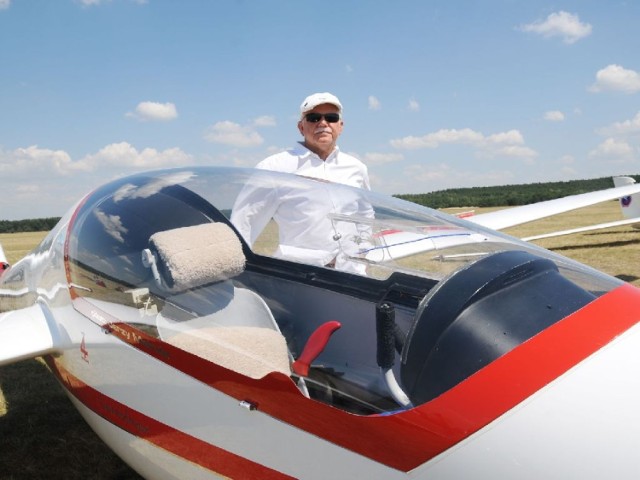 W drużynie z Polski jest łącznie 12 pilotów, na czele z aktualnym i byłym mistrzem świata  -  Maciejem Pospieszyńskim i Jerzym Makulą (na zdjęciu)