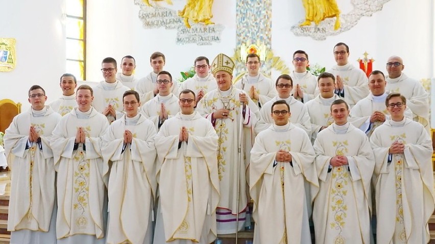 Poznaj nowych księży, którzy trafią do sądeckich parafii