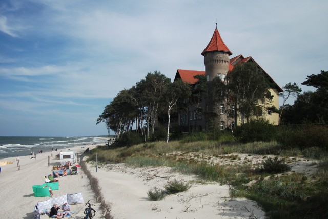 W ramach inwestycji zabezpieczona miała być też wąska plaża w Łebie przy hotelu Neptun