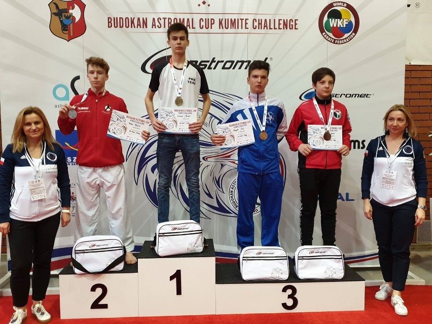 Cztery medale reprezentantów Pleszewskiego Klubu Karate na Budokan Astromal Cup Challenge w Lesznie