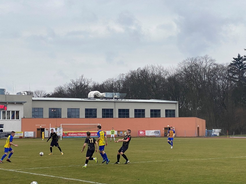 III liga. Gryf Wejherowo zremisował na wyjeździe z Jarotą Jarocin 1:1. Zobaczcie wideo z rzutu karnego dla WKS