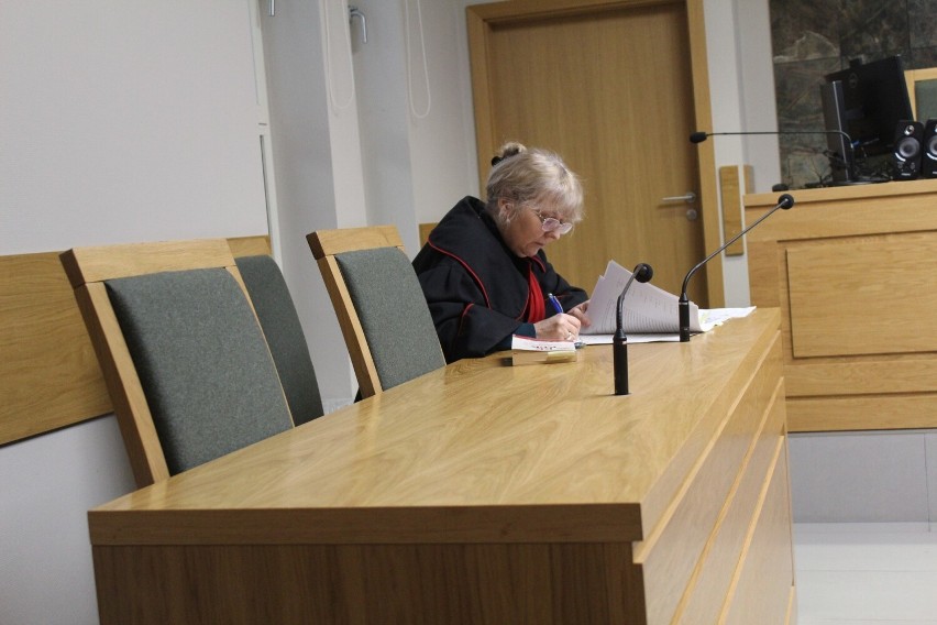 Prokurator Beata Lazar oskarża Sabudę o podawanie się za...
