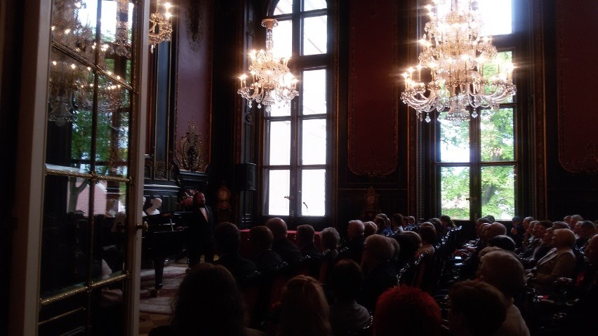 Muzeum Zamkowe w Pszczynie ma 70 lat. Sala Lustrzana....