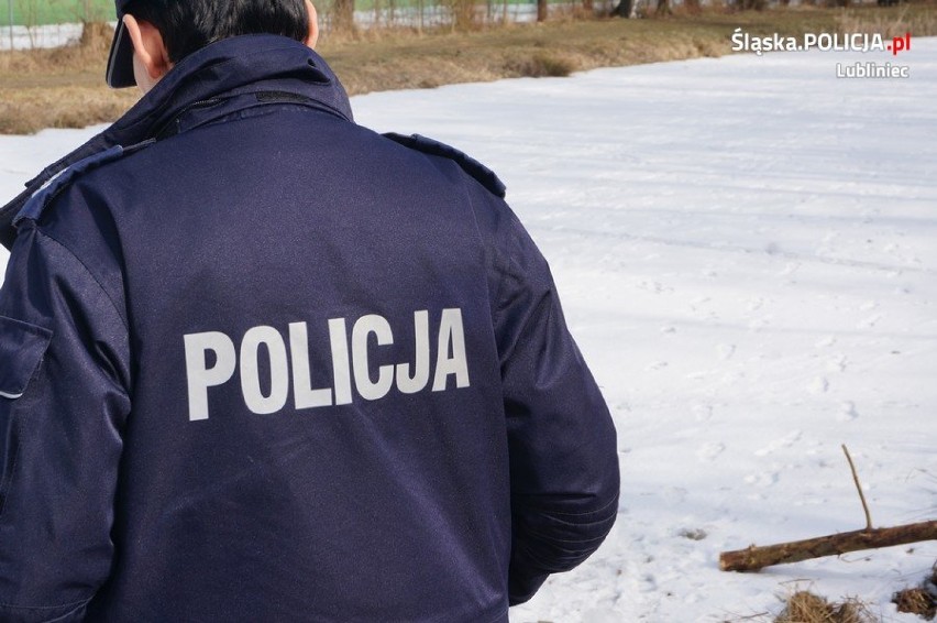 Lubliniec: Policja kontroluje zbiorniki. Mogą one stanowić teraz śmiertelne niebezpieczeństwo