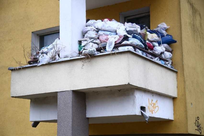 Zdjęcie wykonano w Warszawie. Lokatorom najwyraźniej nie...