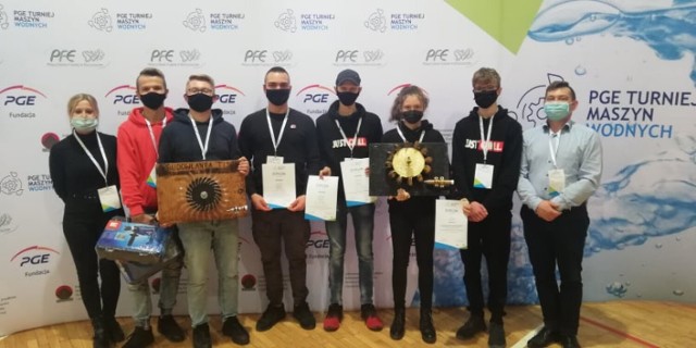 Sukcesy uczniów Budowlanki w Piotrkowie podczas Turnieju Maszyn Wodnych PGE i konkursu WeRskills w Radomiu