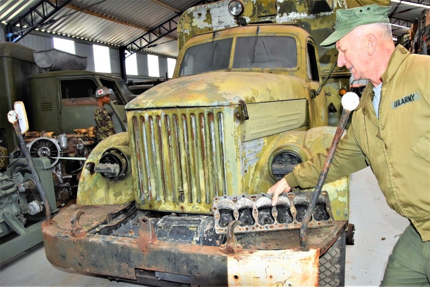 Pasjonat zgromadził niezwykłą kolekcję skarbów militarnych