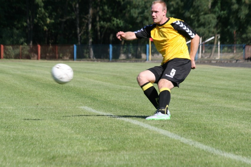 Start Radziejów - LTP Lubanie 2:2 w 3. kolejce 5 ligi [zdjęcia]