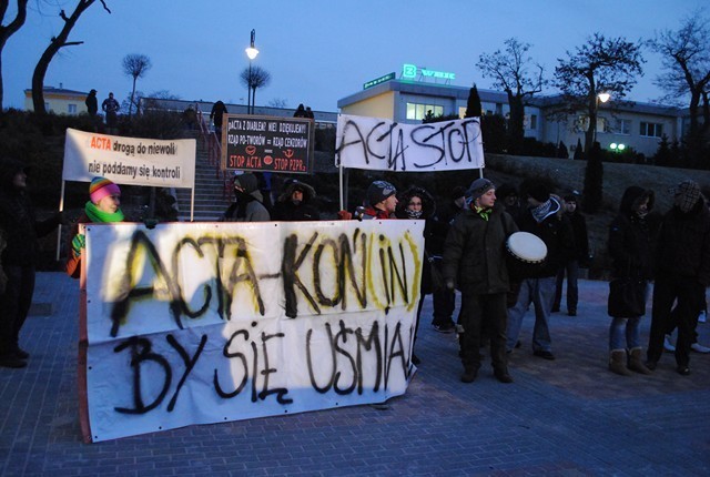 Protest przeciwko ACTA. Zbierają podpisy pod referendum