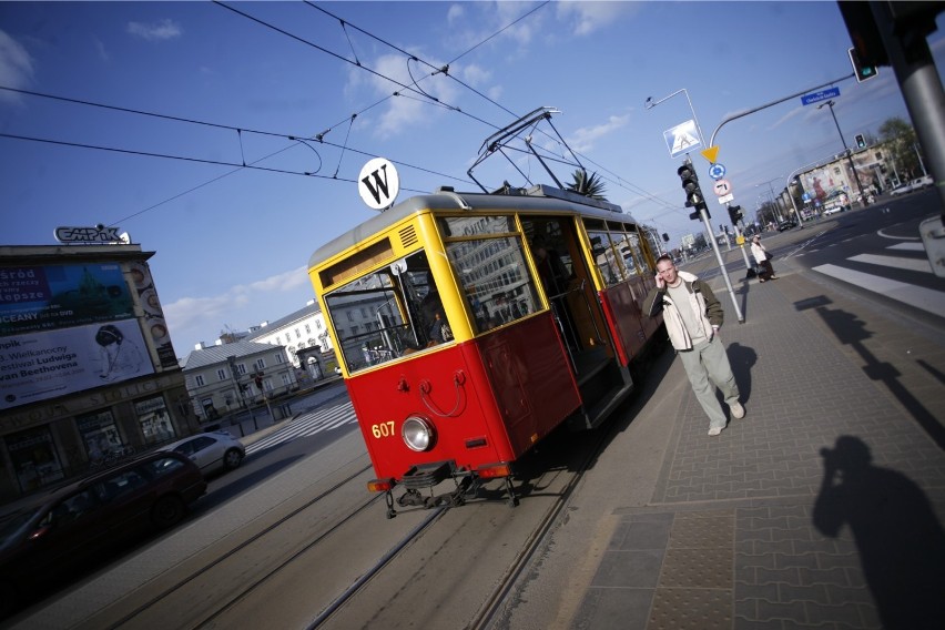 Poznaj historię Warszawy w zabytkowym tramwaju. Bezpłatne przejażdżki ulicami Mokotowa 