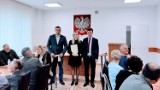 Sołtysi z gminy Rzewnie otrzymali podziękowania za pracę i zaświadczenia o wyborze na kolejną kadencję. 5.05.2023