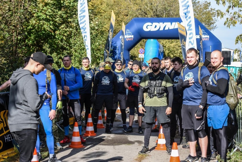 Uczestnicy biegu z przeszkodami Formoza Challenge Gdynia...