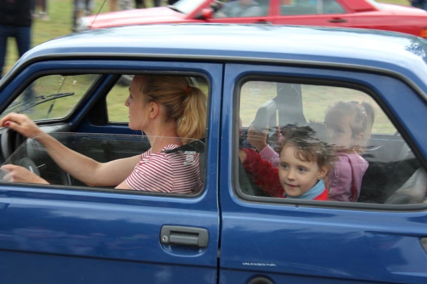 Retro Zlot Starych Pojazdów i Maszyn w Walentynowie [ZDJĘCIA]