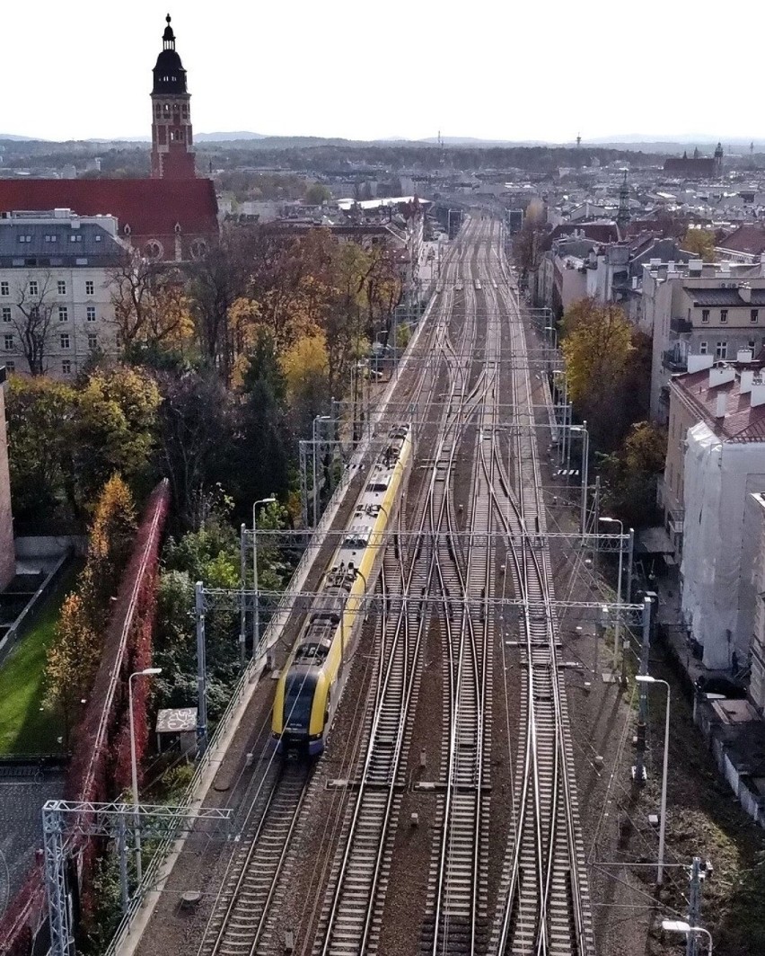 Pociągi jadące przez Kraków przyspieszą do 130 km/h. Zmiana rozkładu na kolei
