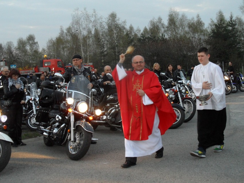 Motory Żory: Motocykliści rozpoczęli sezon w nietypowy sposób... od mszy św. w ich intencji FOTO