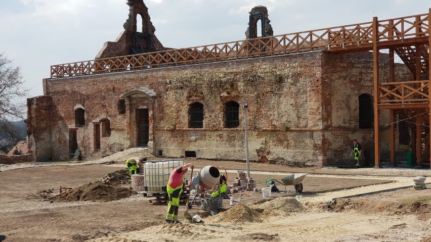 Projekt remontu zamku w Ujeździe doceniony przez Opolską Okręgową Izbę Inżynierów Budownictwa
