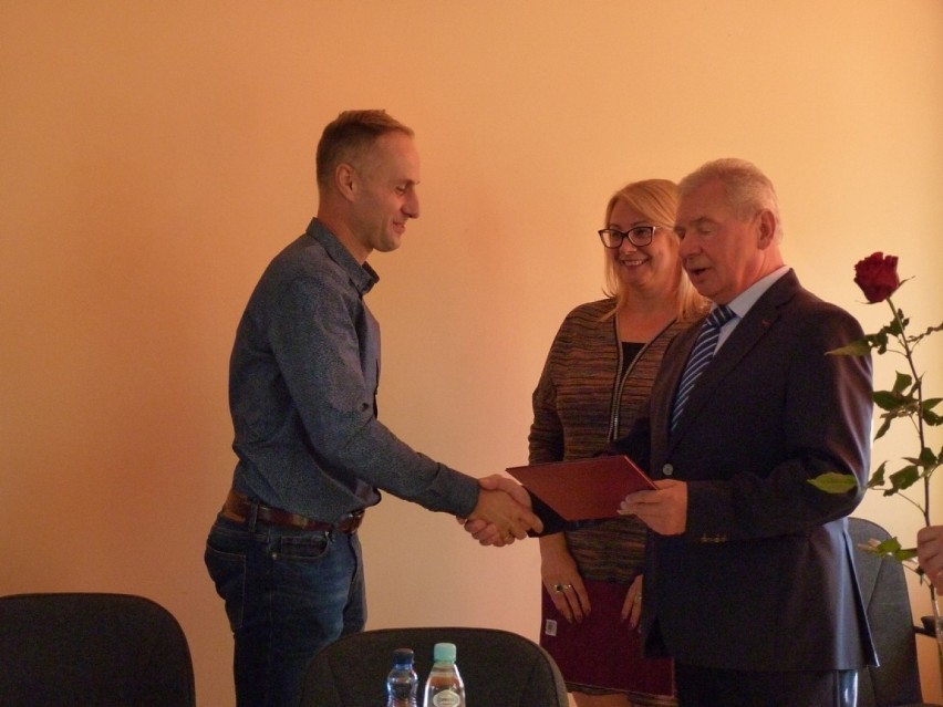 Wójt gminy Radomsko nagrodził wyróżniających się nauczycieli
