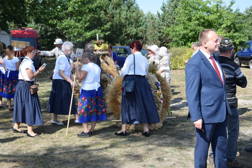 W Rychliku odbyło się Powiatowo-Gminne Święto Plonów, podczas którego nie zabrakło atrakcji. Zobaczcie zdjęcia