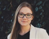 Monika Ziółkowska, młoda pisarka z powiatu piotrkowskiego wydała swoją pierwszą książkę