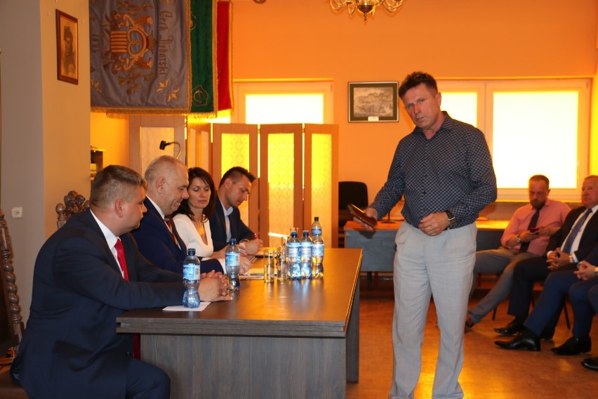 Minister Jacek Sasin spotkał się z mieszkańcami powiatu w Cechu Rzemiosł Różnych [zdjęcia]
