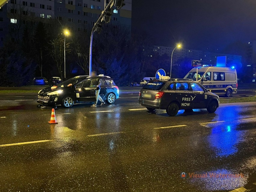 Wypadek na przejściu dla pieszych w Rzeszowie: Pieszy potrącony przez kierowcę z Kazachstanu [ZDJĘCIA]