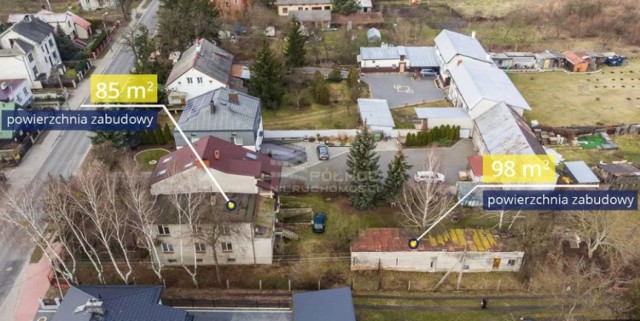 Cena: 299 000 zł/ 2 136 zł/mkw

Powierzchnia działki: 2 680 m²
Powierzchnia: 140 m²
Rynek: wtórny
Liczba pokoi: 5
Rodzaj zabudowy: bliźniak
Liczba pięter: 2 piętra
Materiał budynku: pustak
Rok budowy: 1975
Stan wykończenia: do remontu
Okna: drewniane