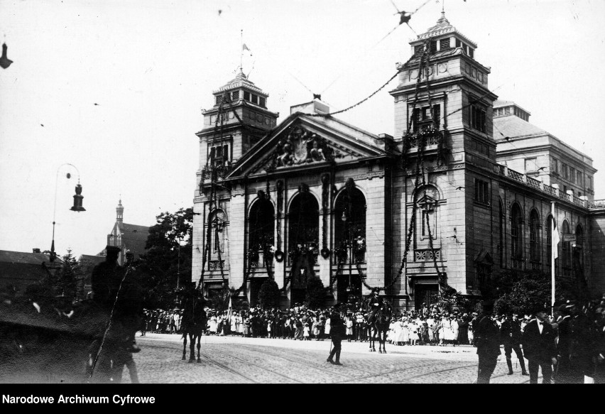 Fotografię zrobiono w 1924 roku....