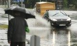 Ulewne deszcze nad Dolnym Śląskiem. Ma padać aż do czwartku (PROGNOZA POGODY)