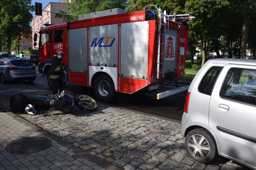 Wypadek w Szczecinku. Potrącenie motocyklisty [zdjęcia]