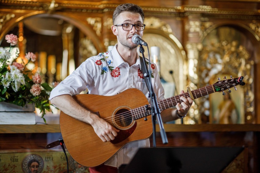 Muzyka Zaklęta w Drewnie. Piękny koncert w cerkwi UNESCO w Kwiatoniu